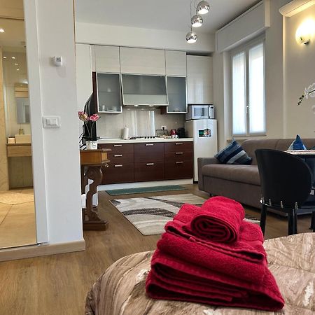Valverde Apartment And Rooms Verona Exteriör bild