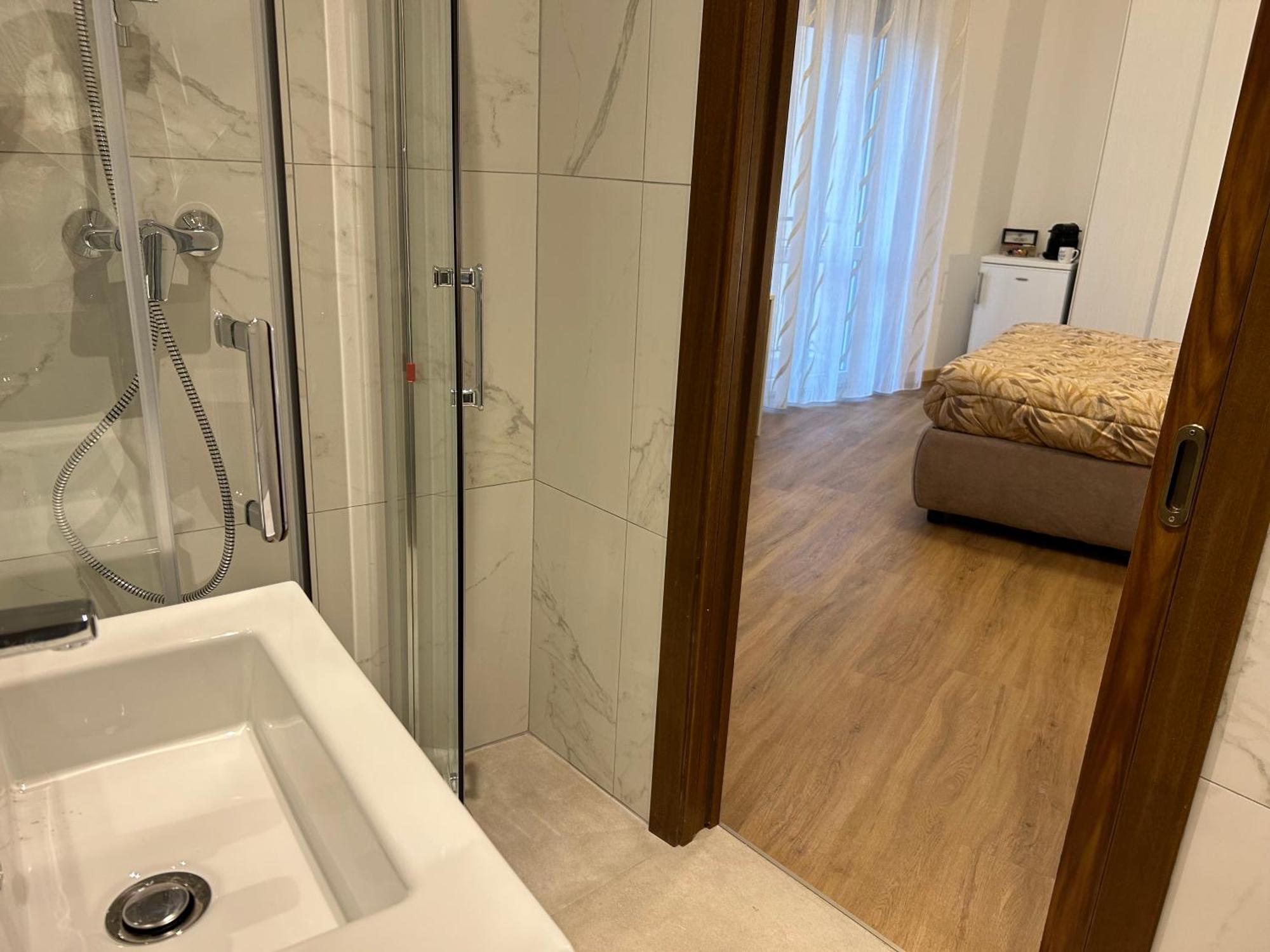 Valverde Apartment And Rooms Verona Exteriör bild