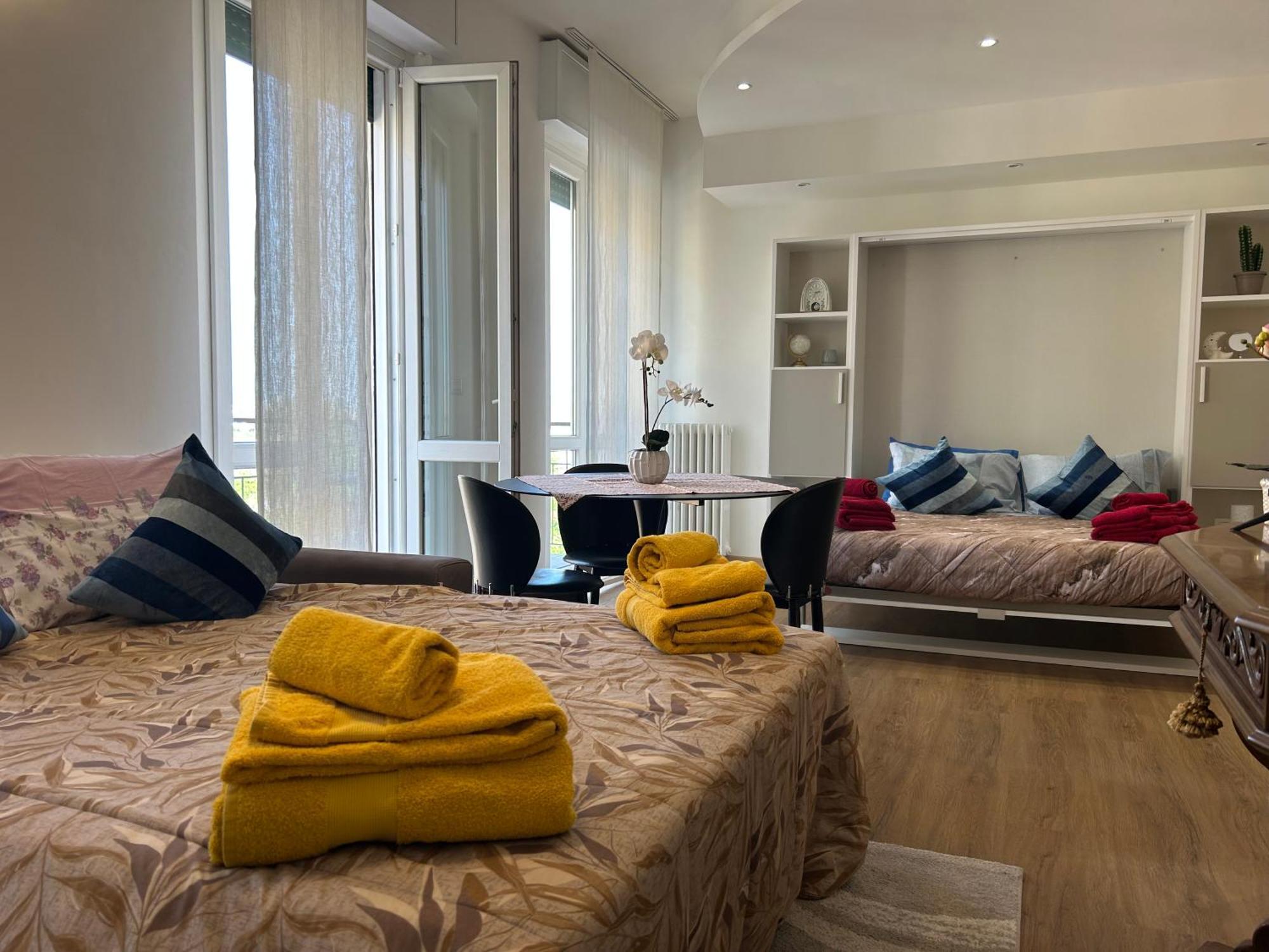 Valverde Apartment And Rooms Verona Exteriör bild